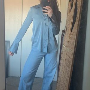 Backyard roses Layla satin blouse- sky blue